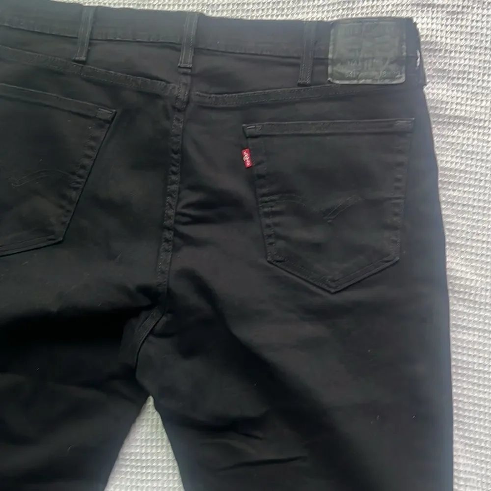 Levi’s 541 Men’s Black Denim Jeans 38 x 29.5
